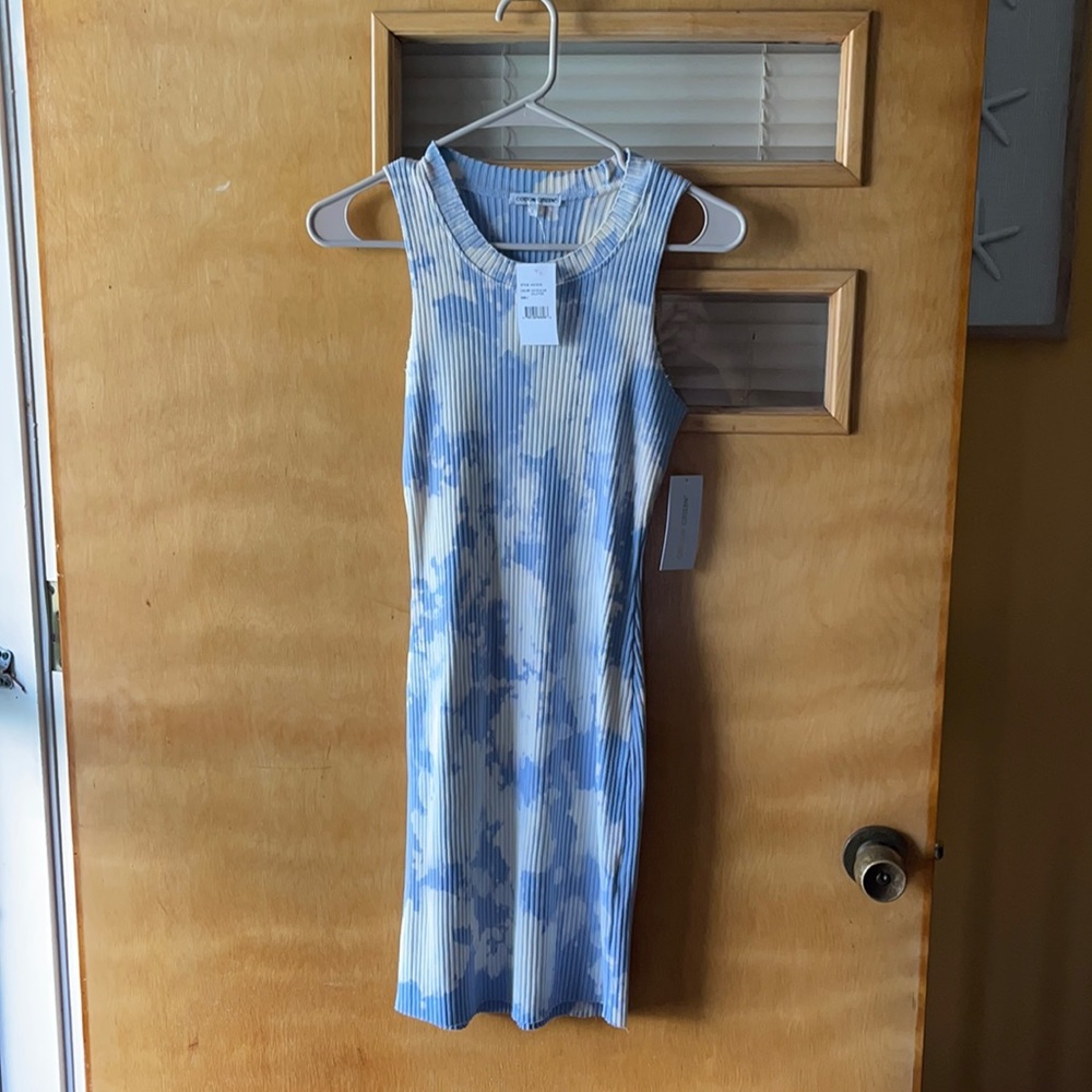 Cotton citizen sleeveless dress (body contour)